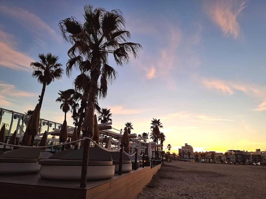 Sailor Apartment Nel Cabanyal Valencia Exteriör bild